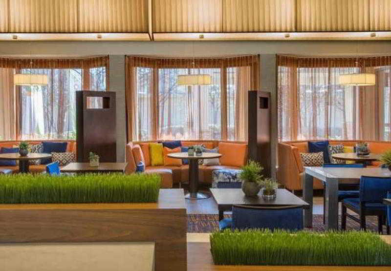 Courtyard Dallas Addison Midway Екстер'єр фото