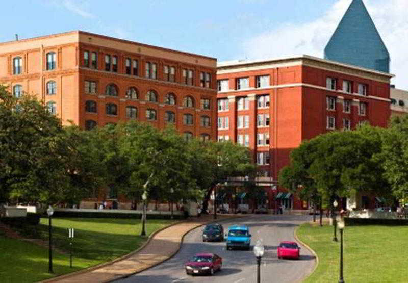 Courtyard Dallas Addison Midway Екстер'єр фото