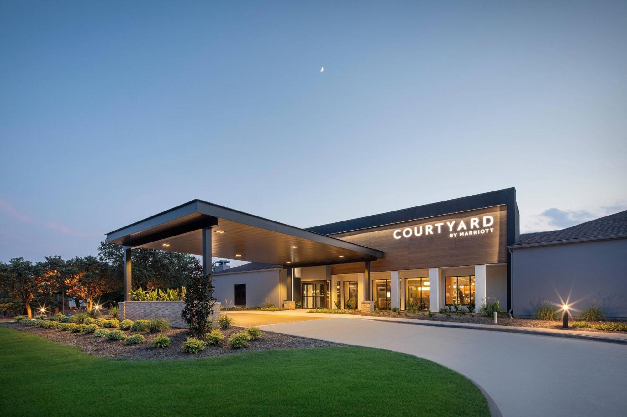 Courtyard Dallas Addison Midway Екстер'єр фото