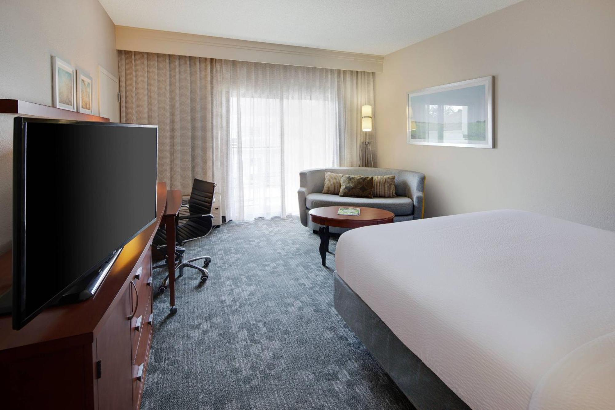 Courtyard Dallas Addison Midway Екстер'єр фото