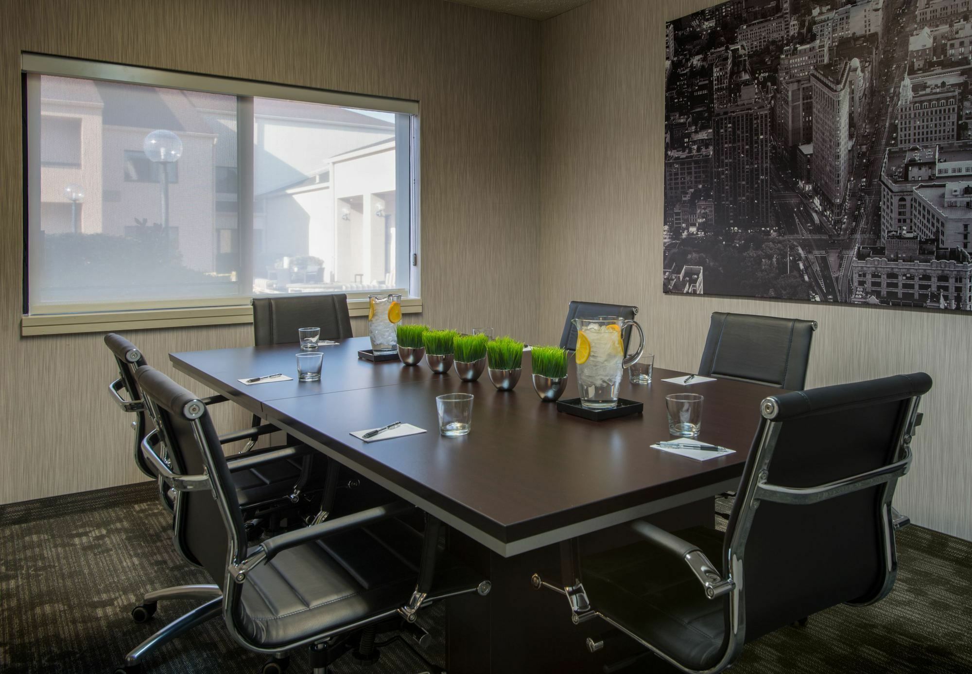 Courtyard Dallas Addison Midway Екстер'єр фото